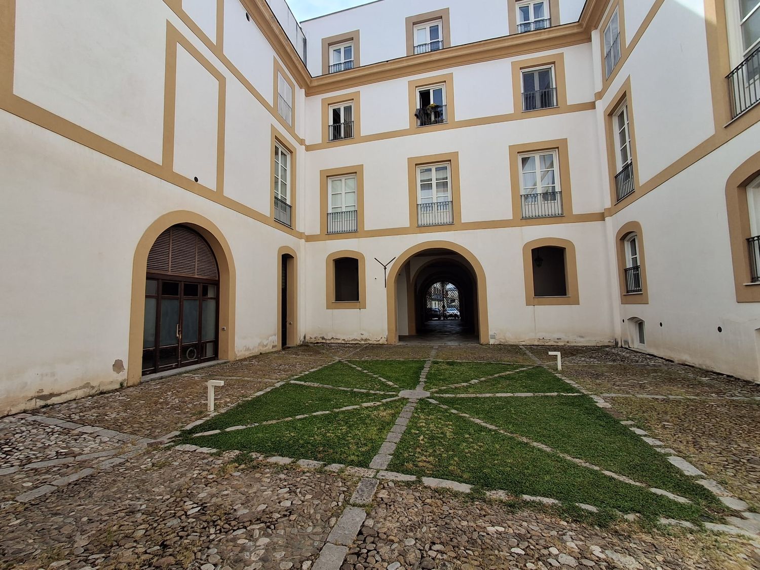 Appartamento in affitto in via via alloro 36, Palermo