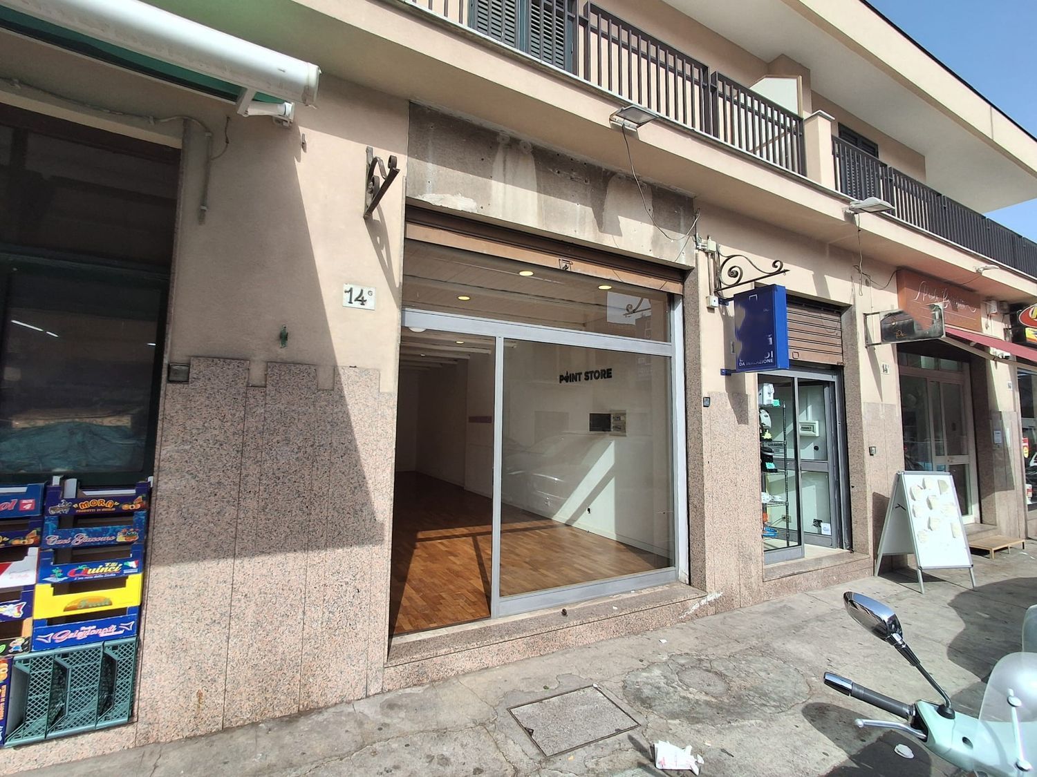 Locale commerciale in affitto in viale viale duca degli abruzzi 0, Palermo