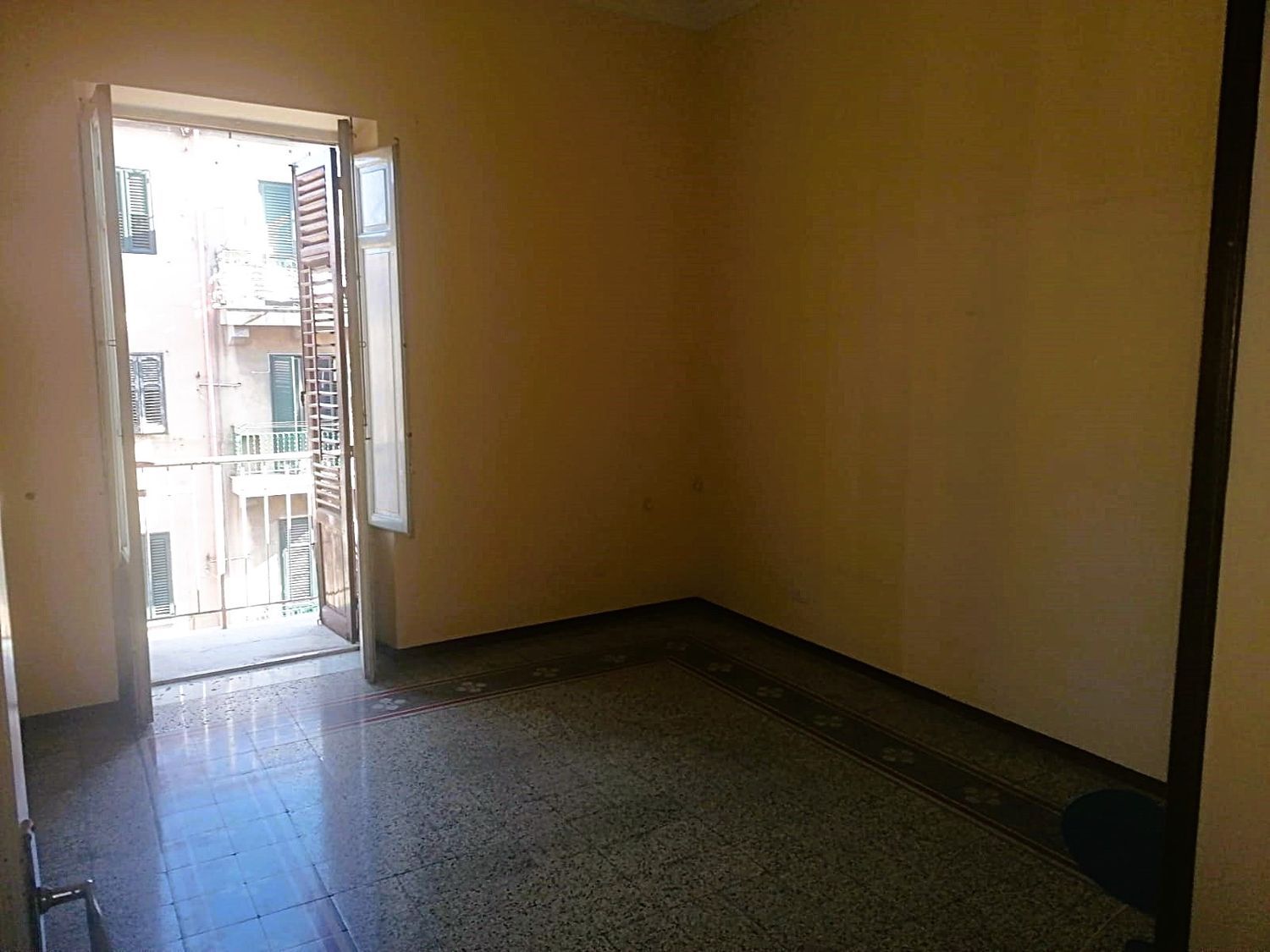 Appartamento in vendita in via via gaspare palermo 15, Palermo