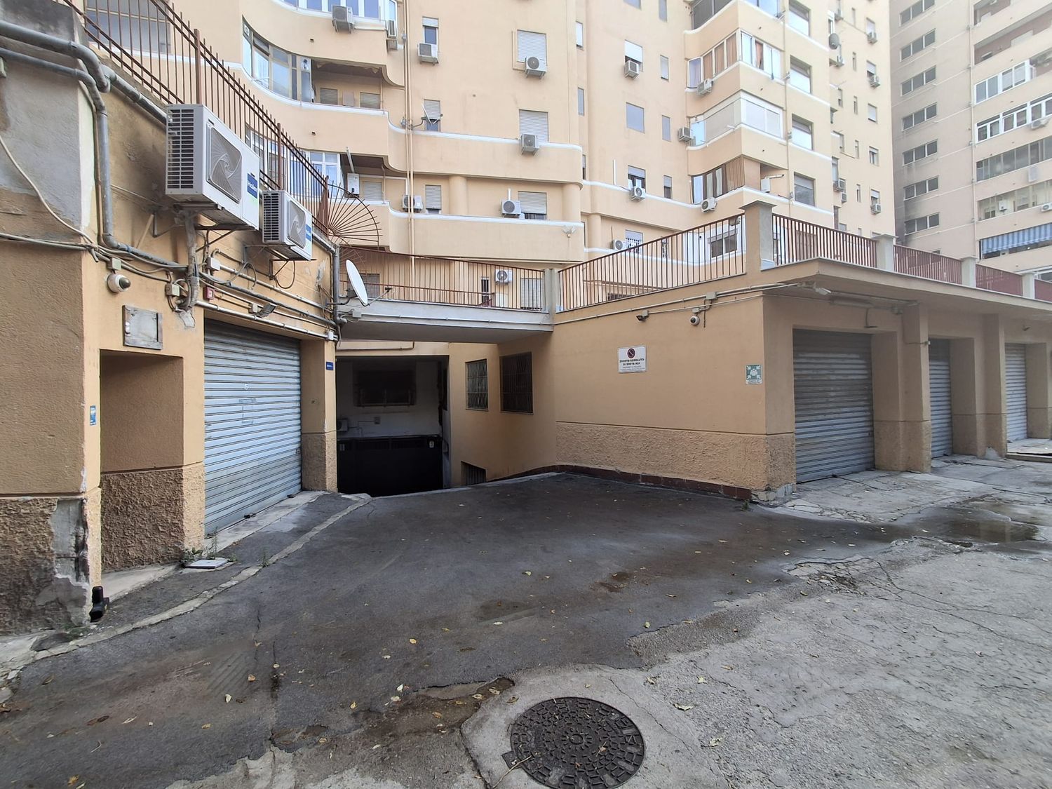 Box/Garage 28mq in affitto in via via salvatore puglisi 15, Palermo