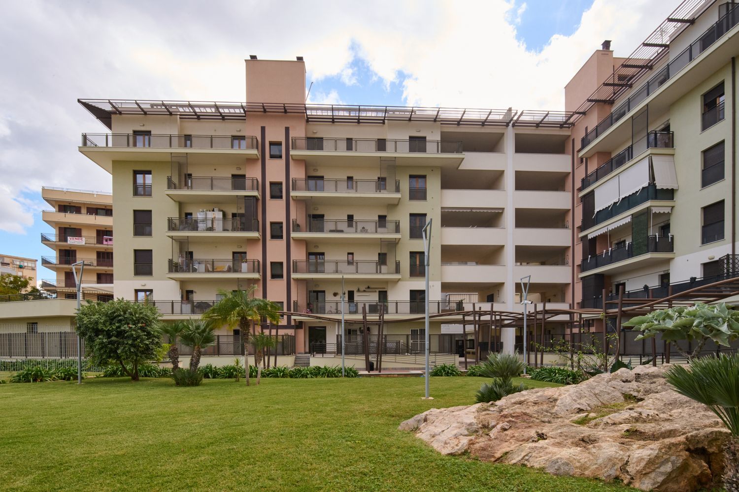 Quadrilocale in vendita in via via don lorenzo milani 9, Palermo