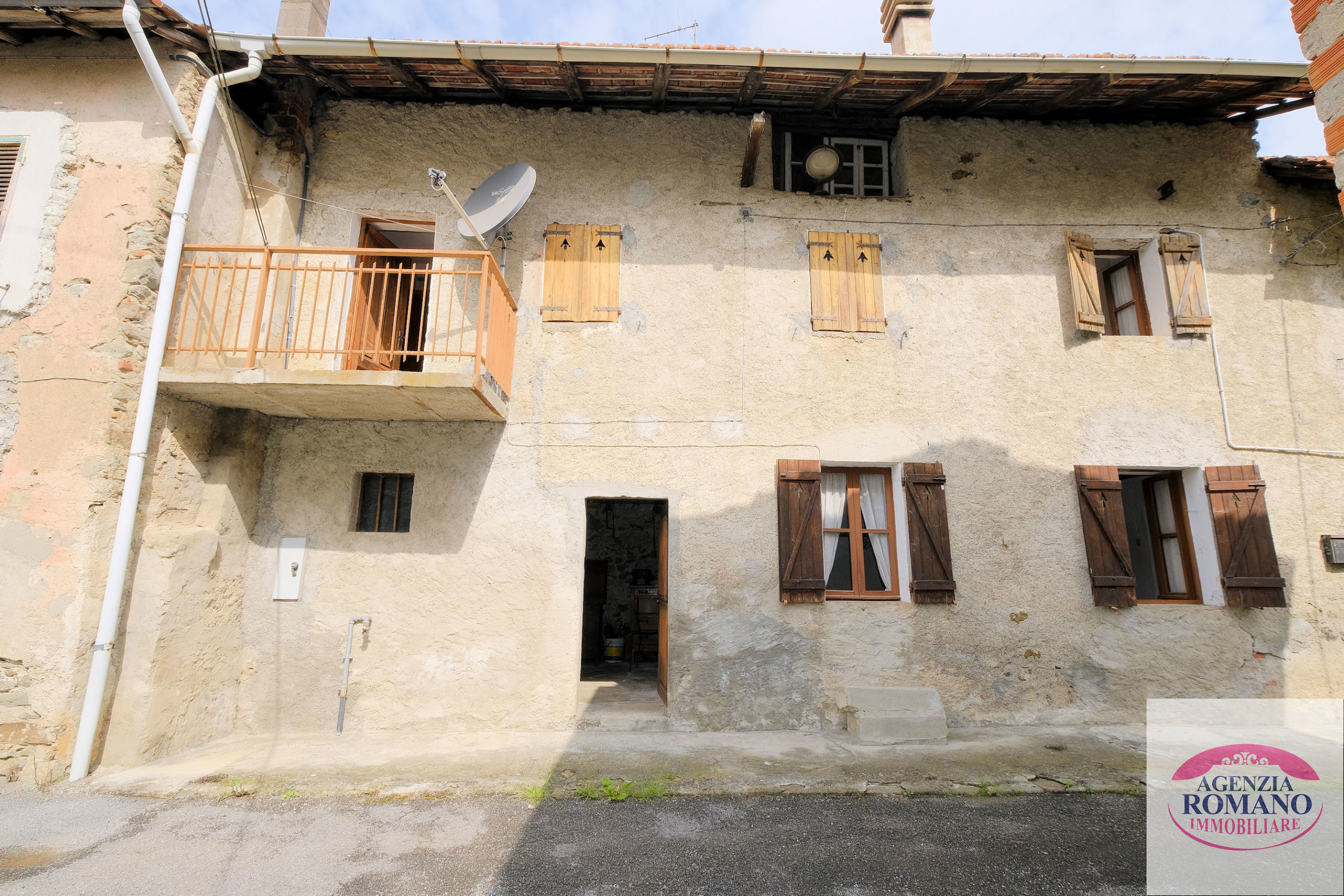 Casa indipendente con giardino in strada comunale 17, Giusvalla