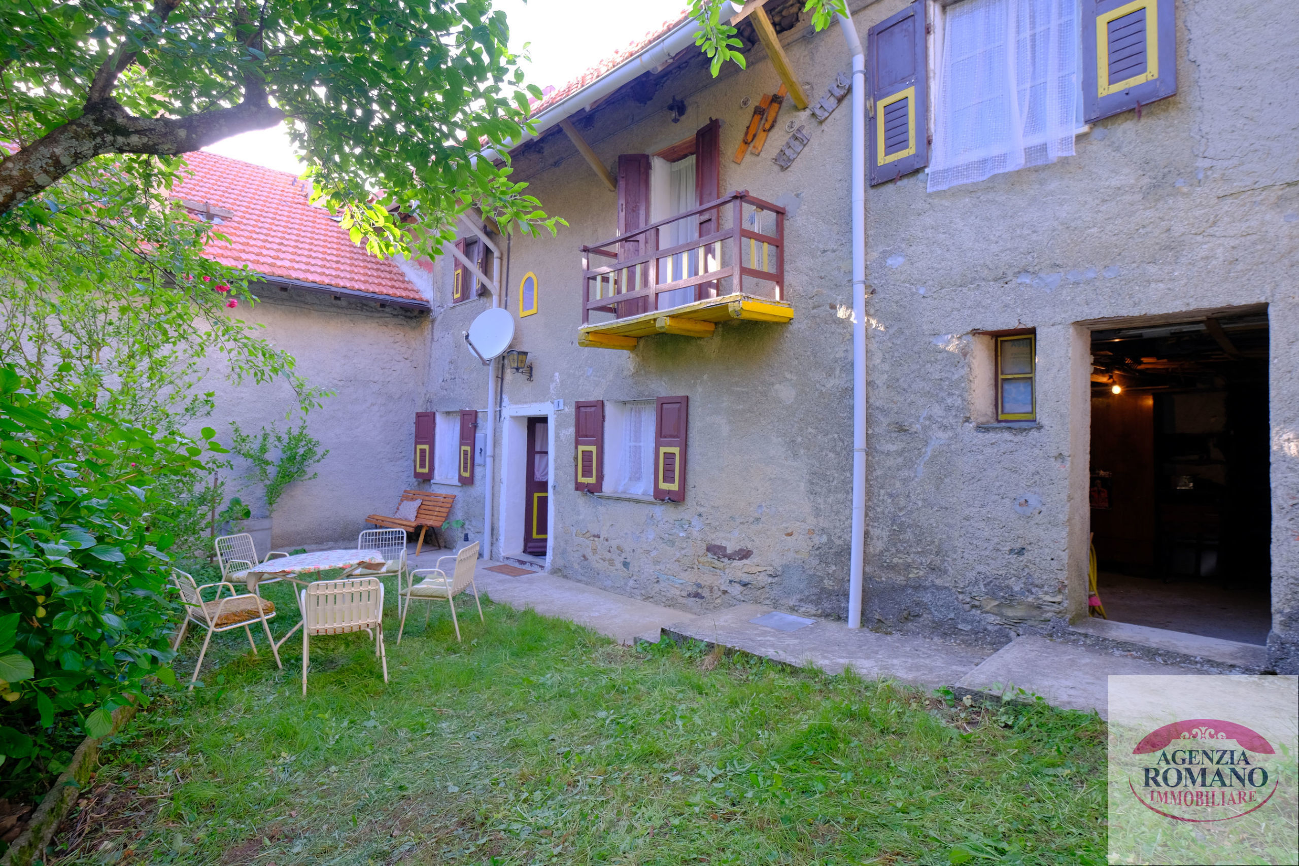 Casa indipendente con giardino, Sassello piampaludo