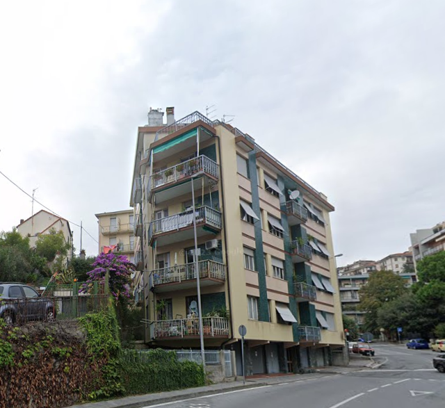 Appartamento con giardino in via giovanni tissoni 15, Savona