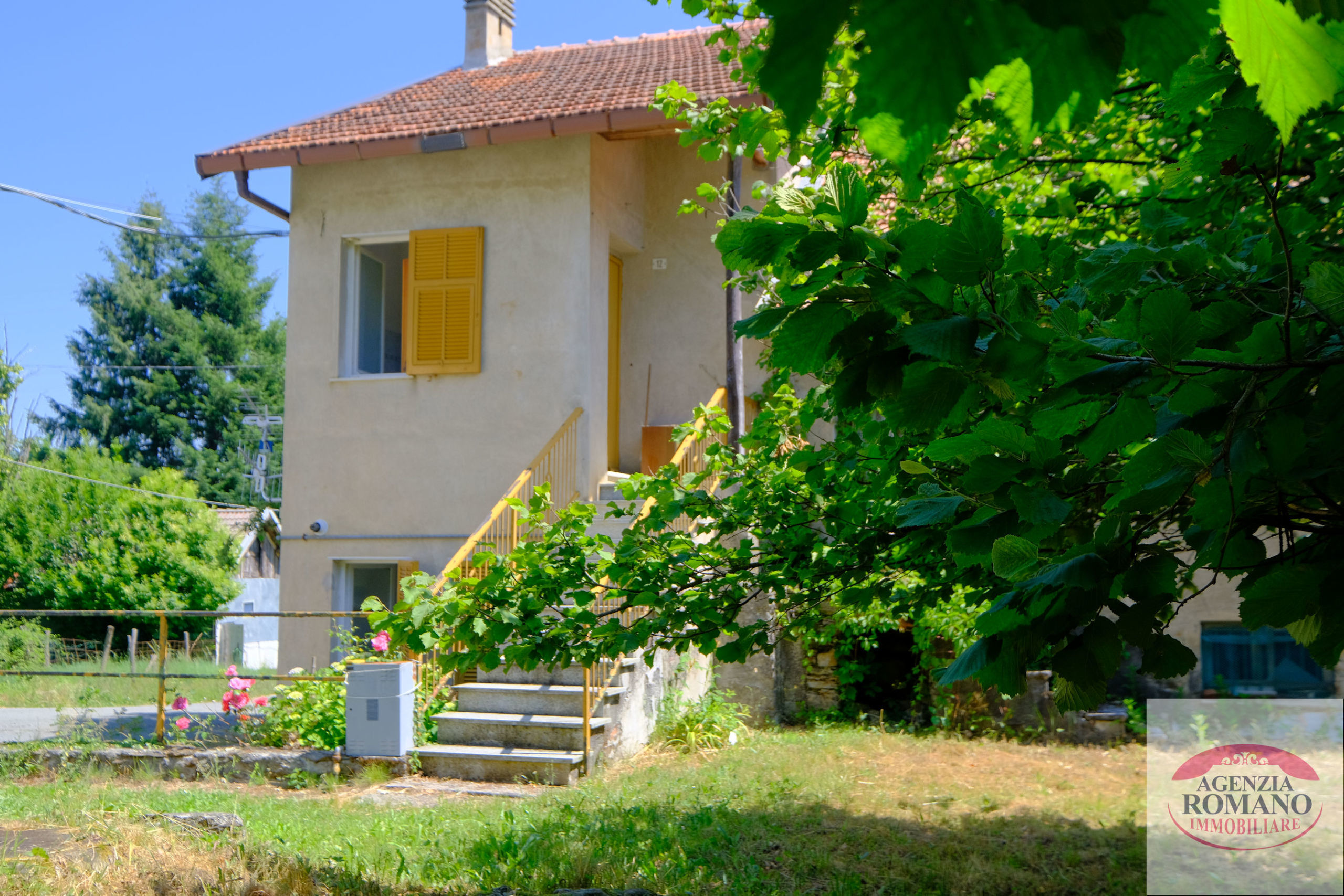 Casa indipendente con giardino in via piani di acquabianca 20, Urbe