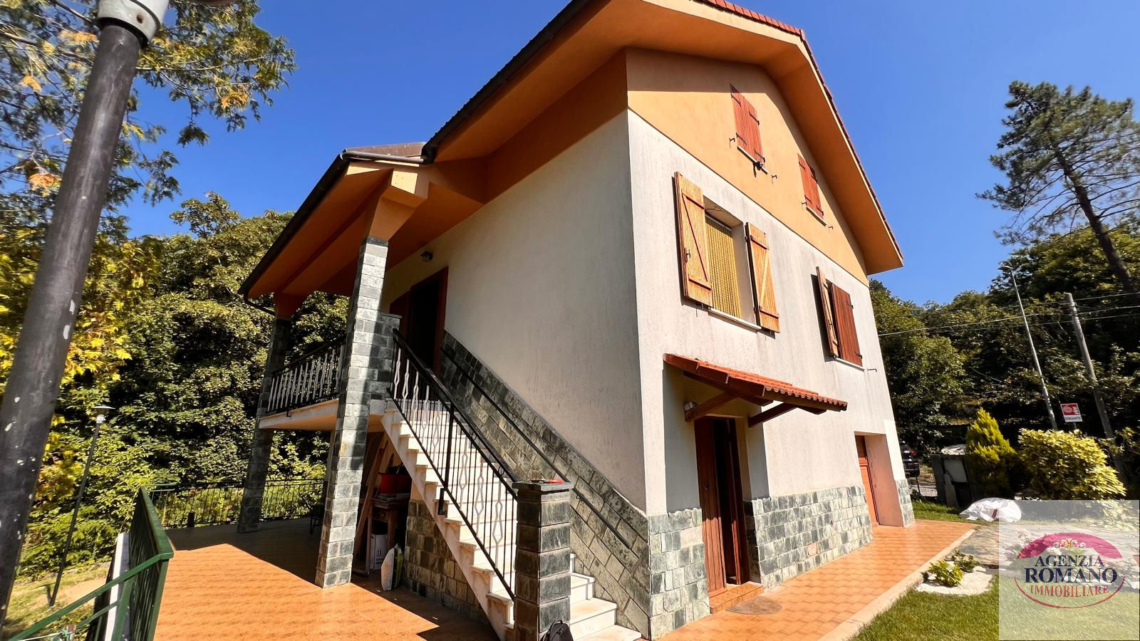 Casa indipendente con giardino in via camp 42, Urbe