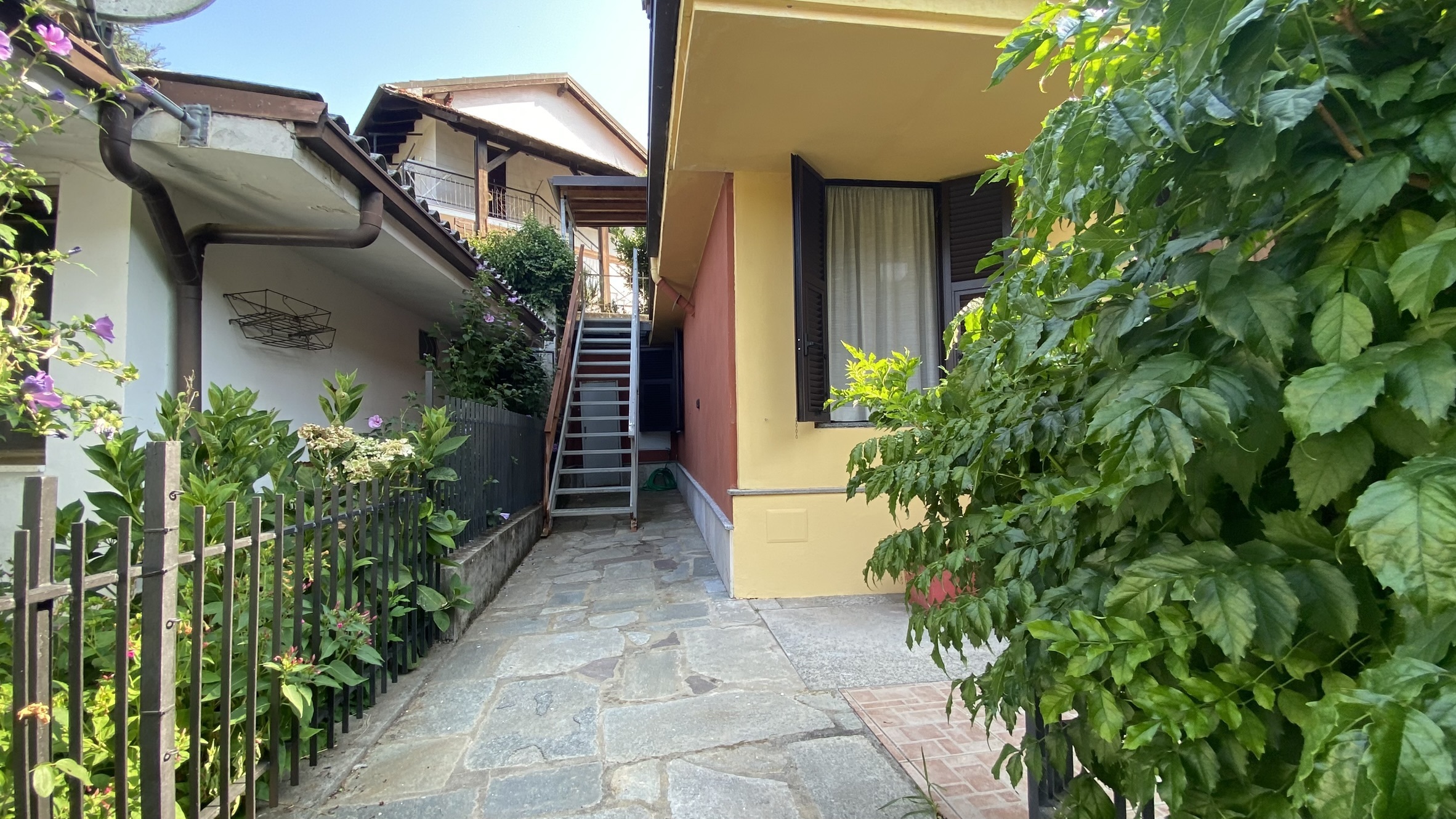 Casa indipendente con giardino in regione pianlago 74, Ponzone