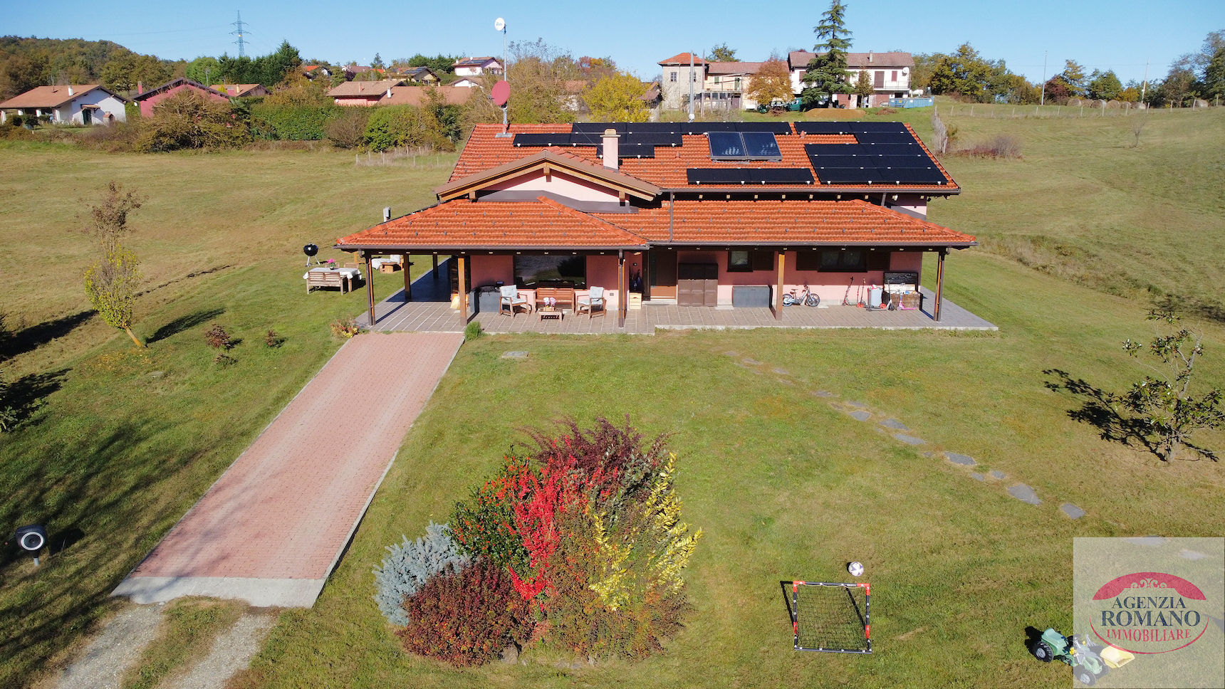 Casa indipendente con giardino in via avera, Mioglia