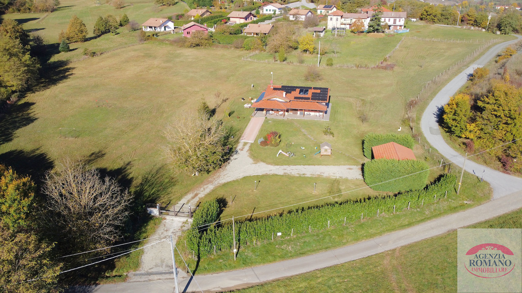 Casa indipendente con giardino in via avera, Mioglia