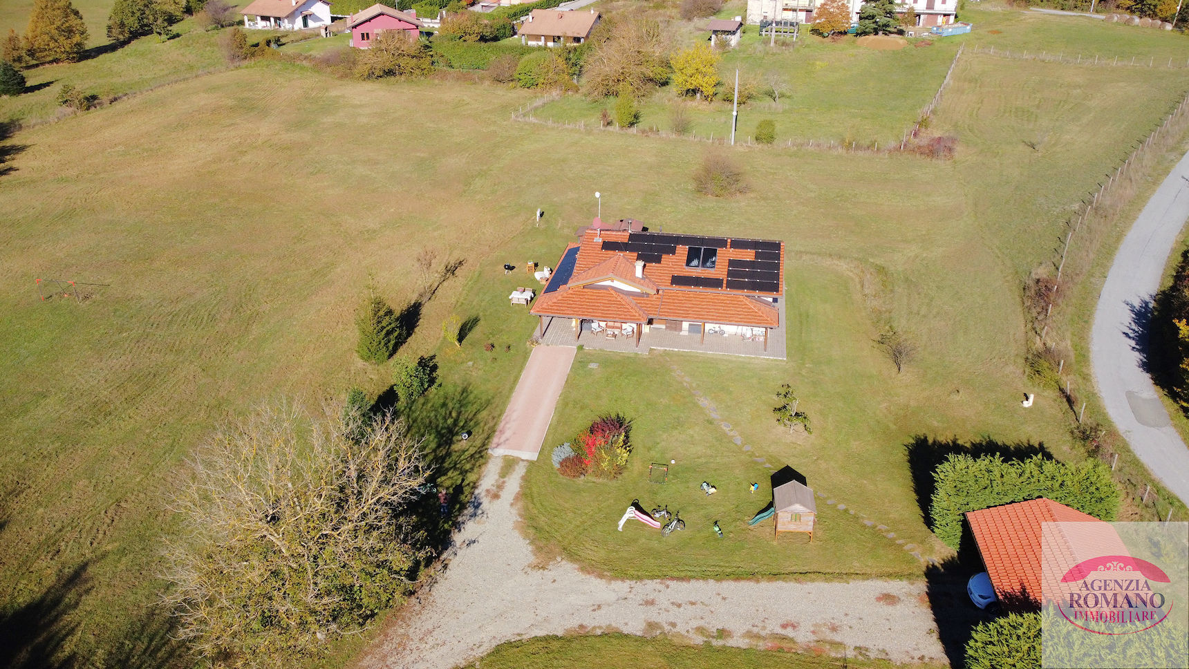 Casa indipendente con giardino in via avera, Mioglia