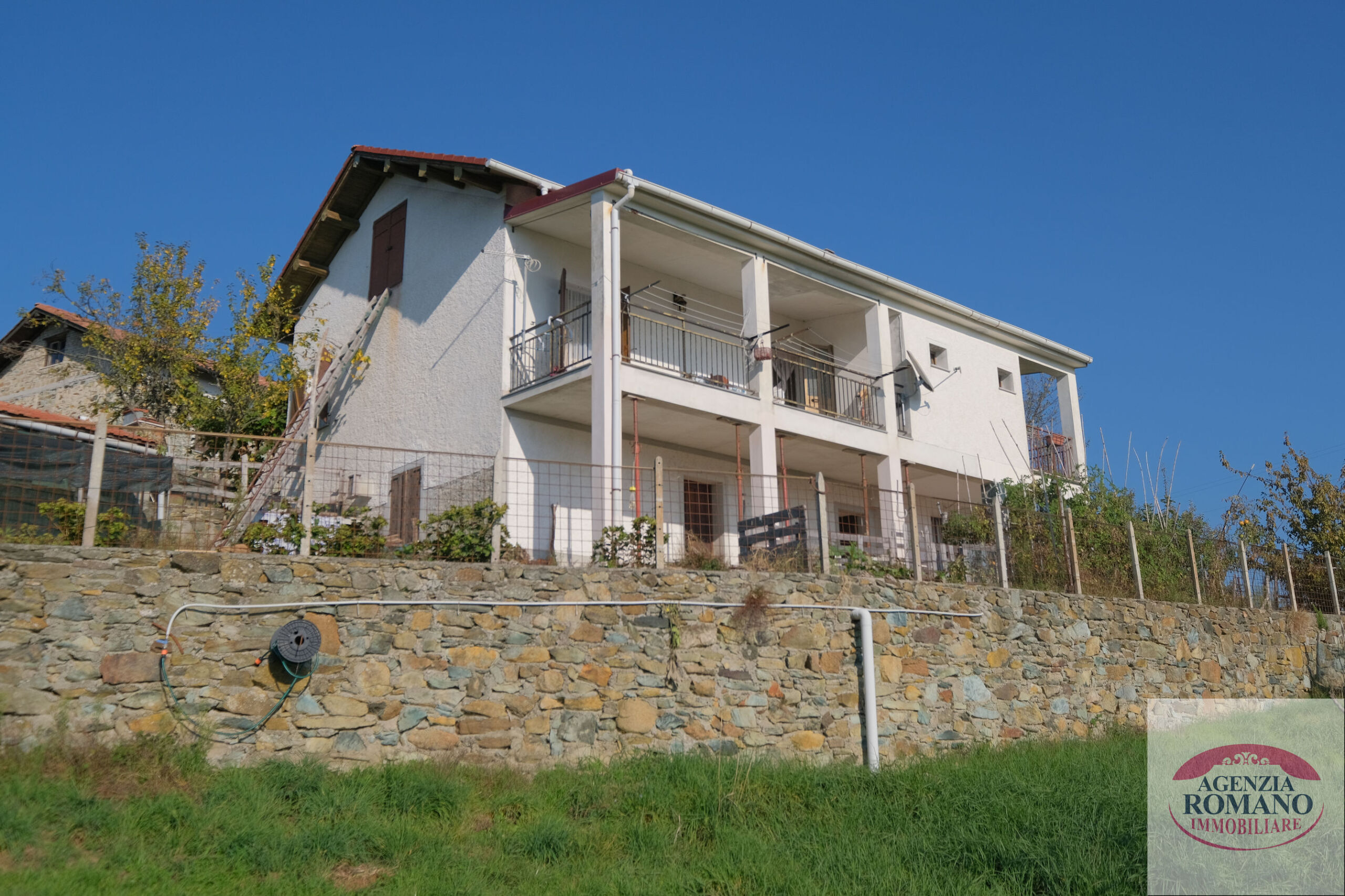 Casa indipendente con giardino in frazione moretti 140, Ponzone