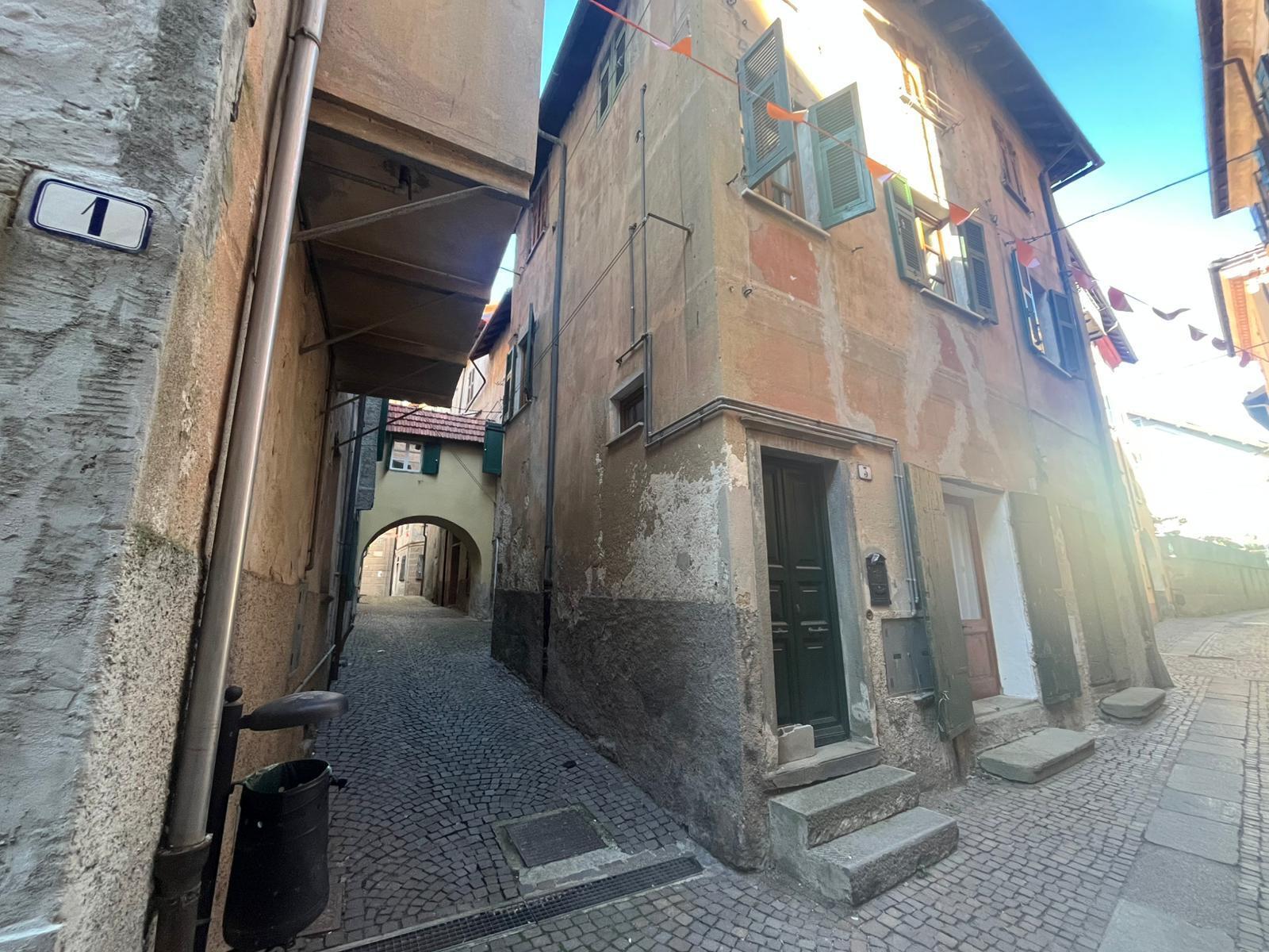 Quadrilocale da ristrutturare a Sassello