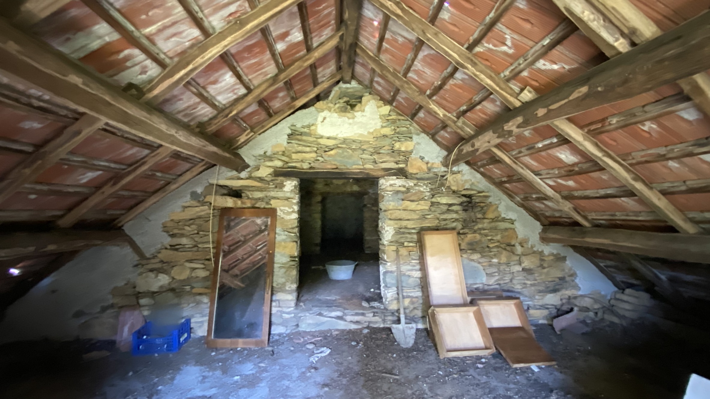 Casa indipendente con giardino in via acque 6, Pontinvrea