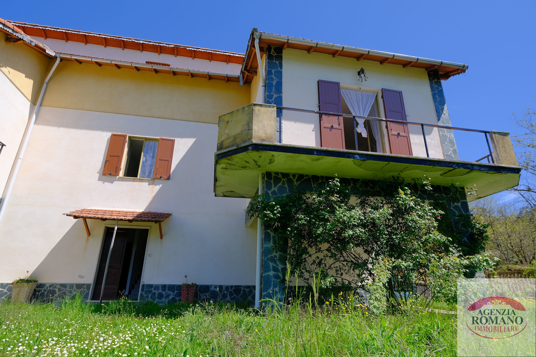 Casa indipendente con giardino a Pontinvrea