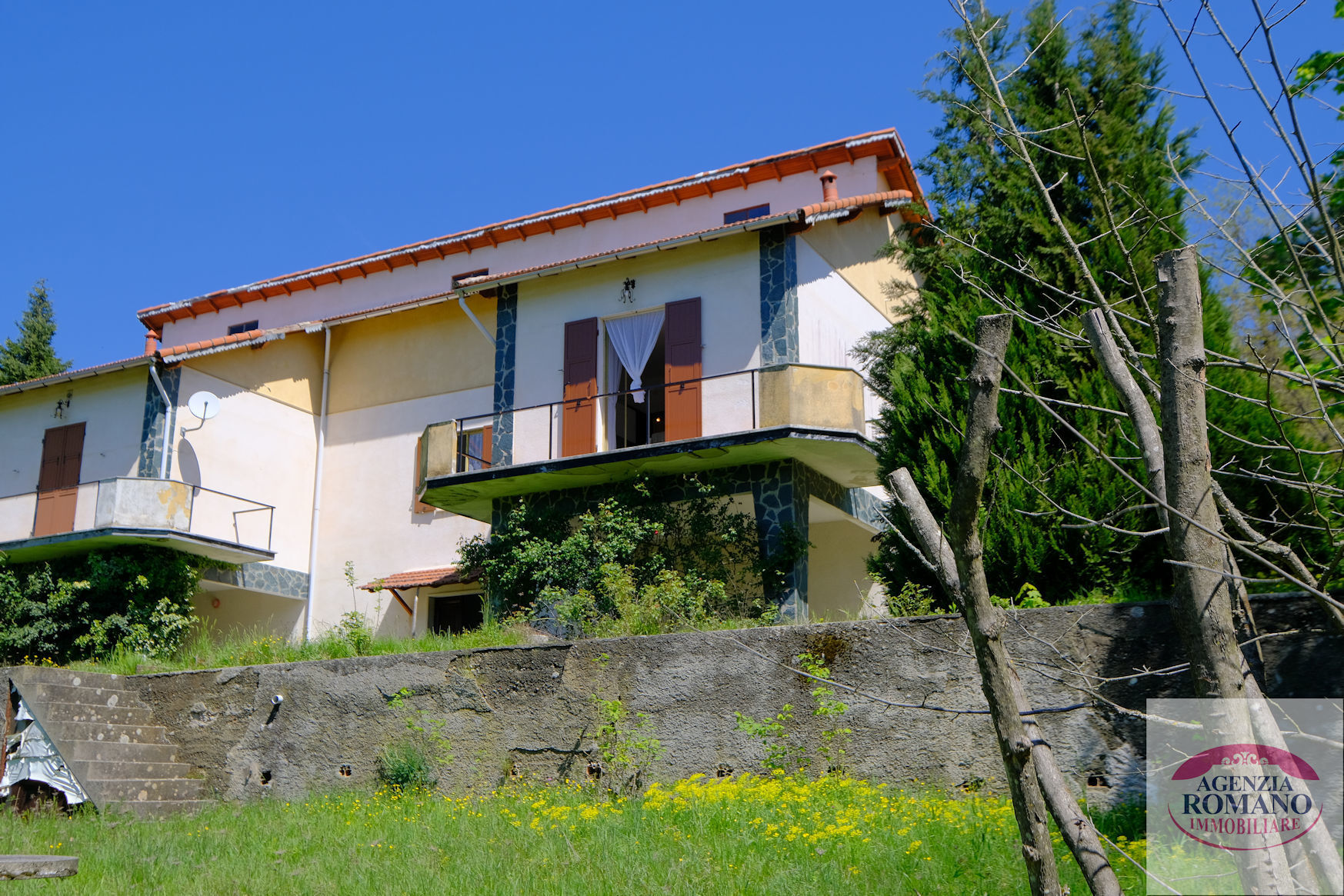 Casa indipendente con giardino a Pontinvrea