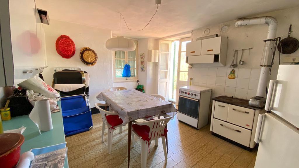 Appartamento con giardino in via roma 10, Urbe