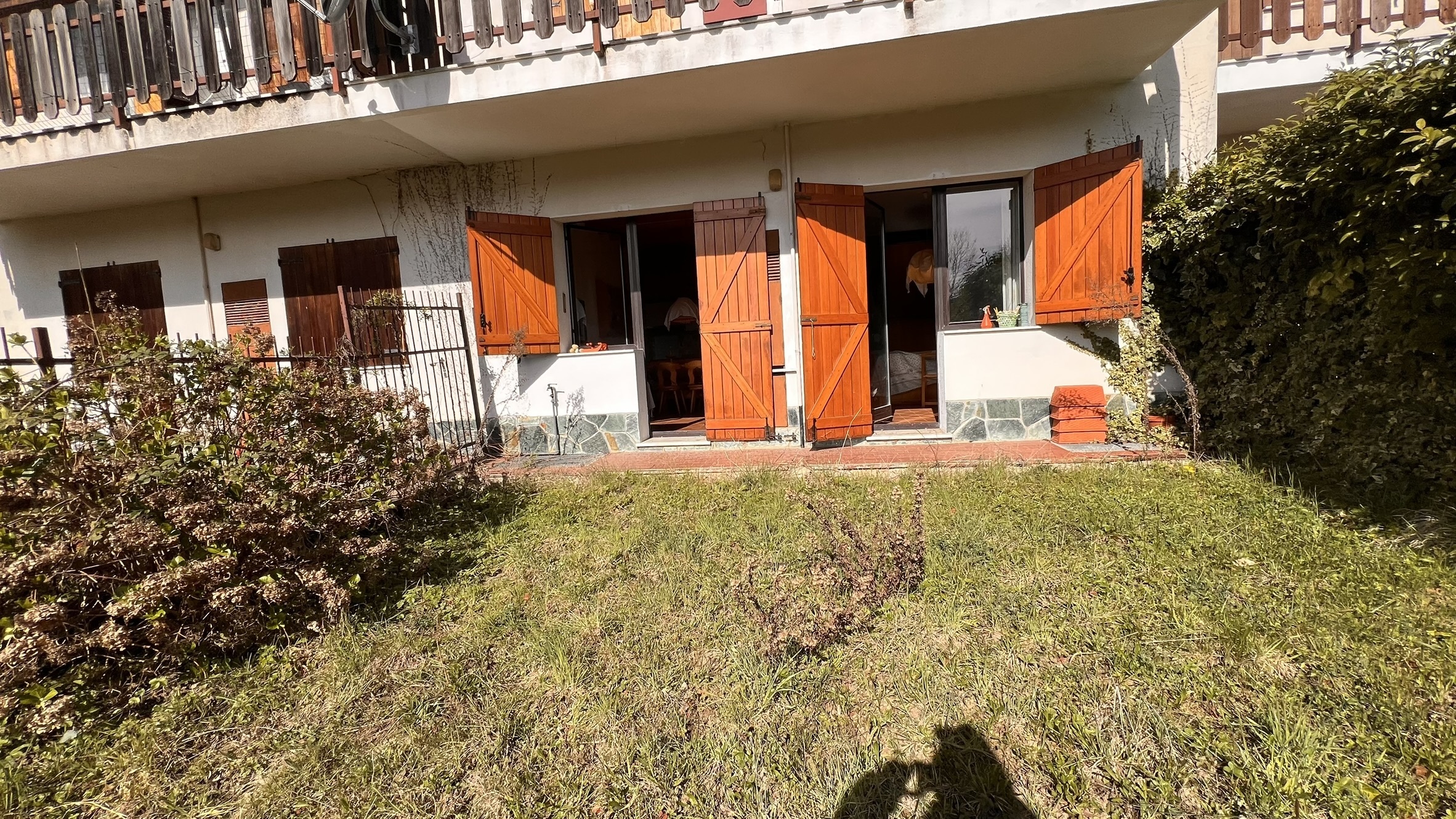 Trilocale con giardino in via savona 43, Urbe