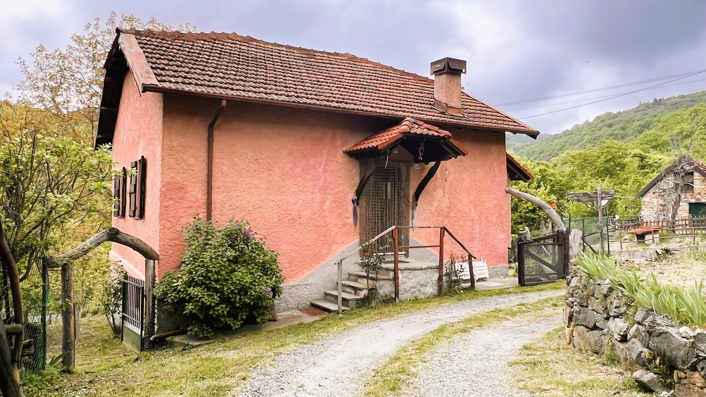 Rustico con giardino in strada pessina - batresca 333, Ponzone