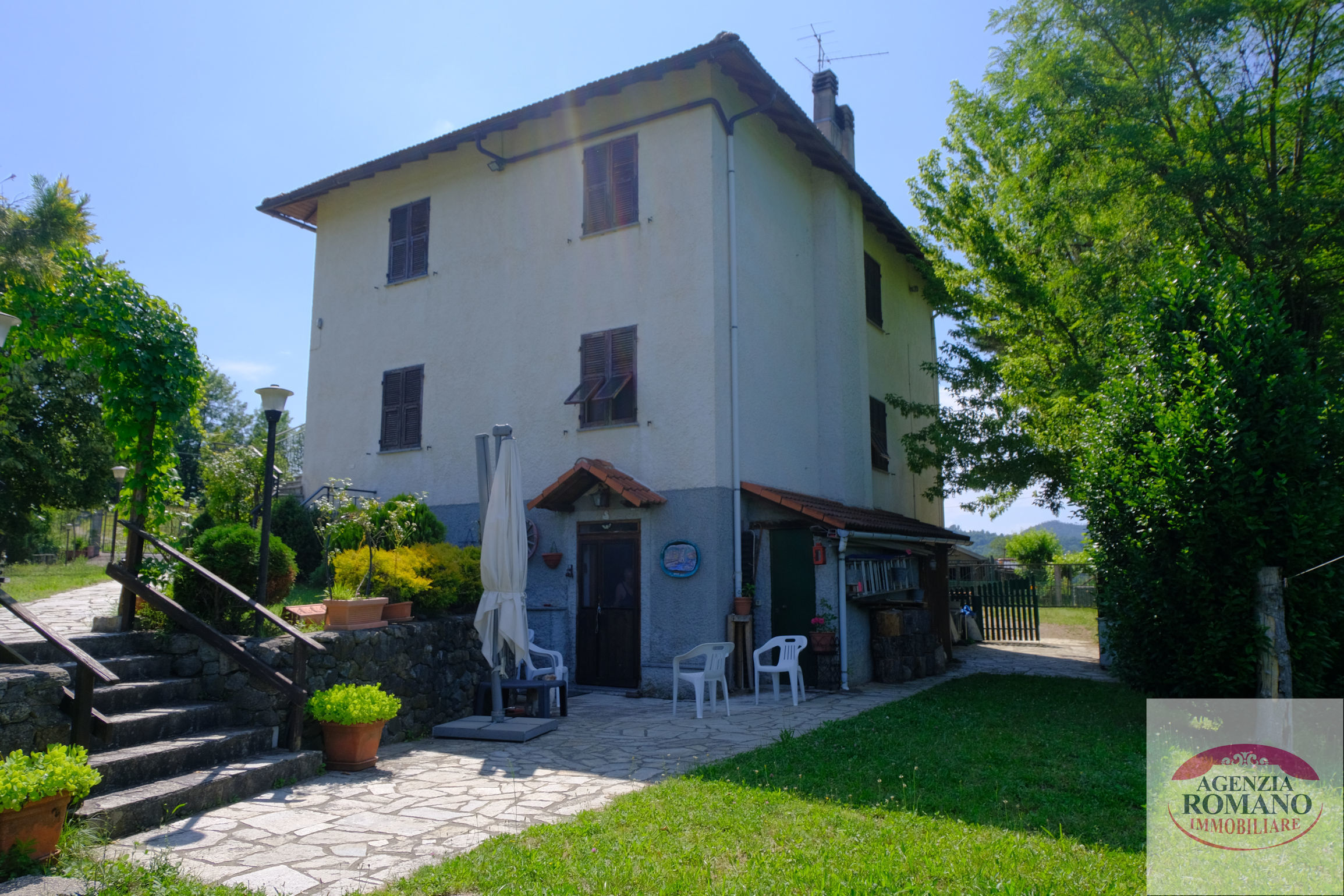 Casa indipendente con giardino in sp334 9, Sassello