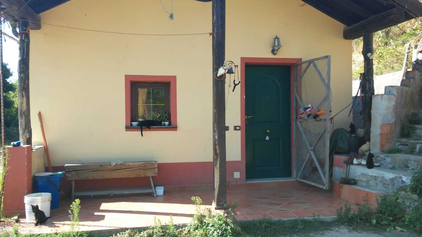 Casa indipendente con giardino a Pontinvrea