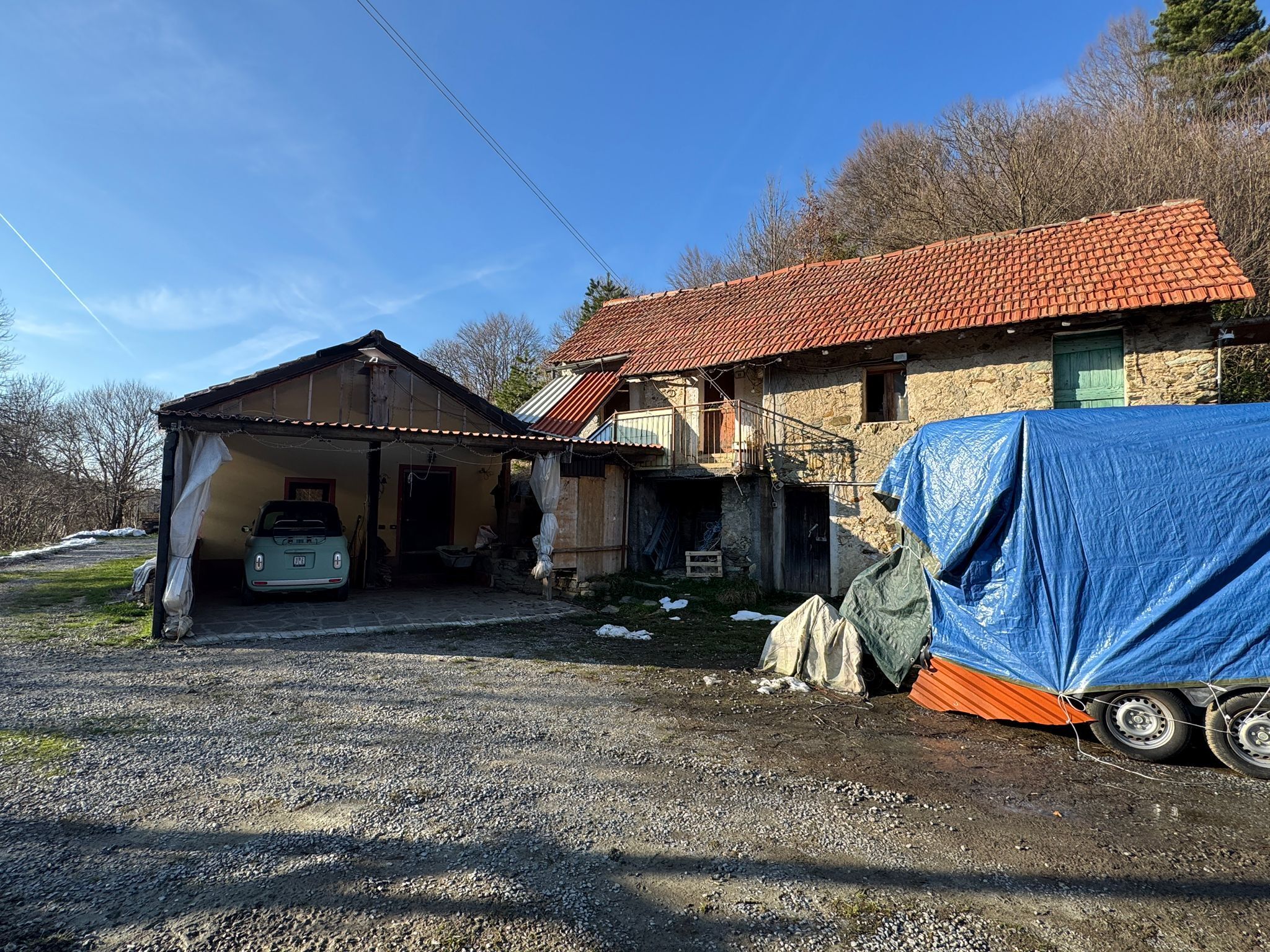 Casa indipendente con giardino a Pontinvrea