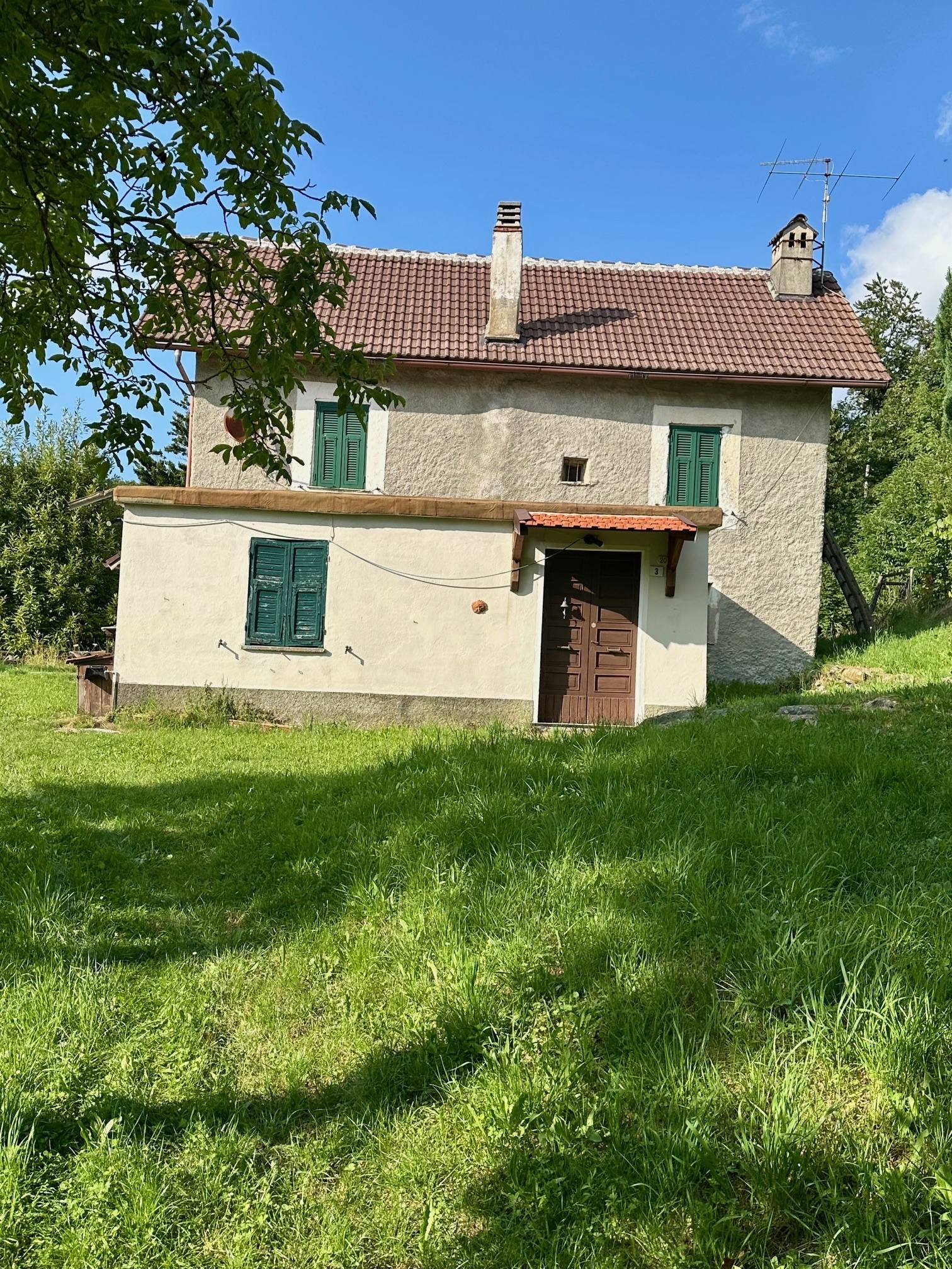 Rustico con giardino in piampaludo, Sassello