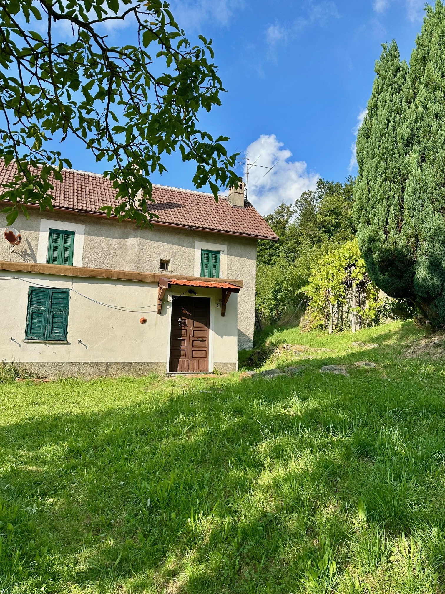 Rustico con giardino in piampaludo, Sassello