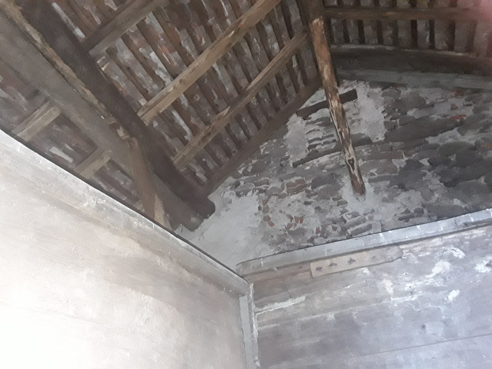 Appartamento da ristrutturare in via forni 9, Sassello