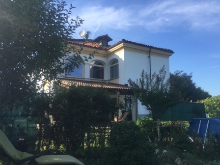 Casa indipendente con giardino a Acqui Terme