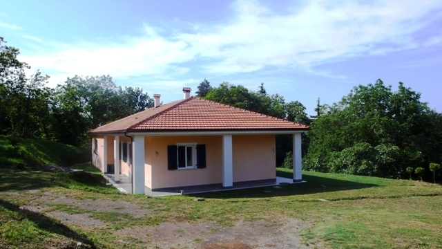 Villa con giardino, Stella san giovanni