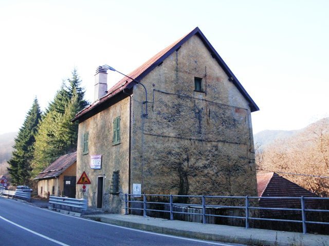 Casa indipendente in vendita a Sassello