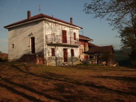 Rustico da ristrutturare a Pareto