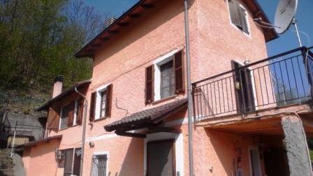 Casa indipendente in vendita a Sassello