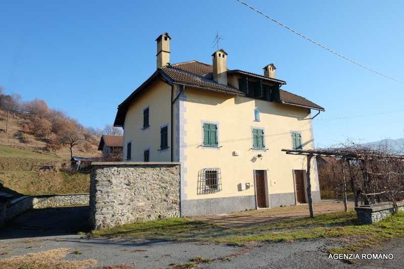 Rustico con giardino a Sassello