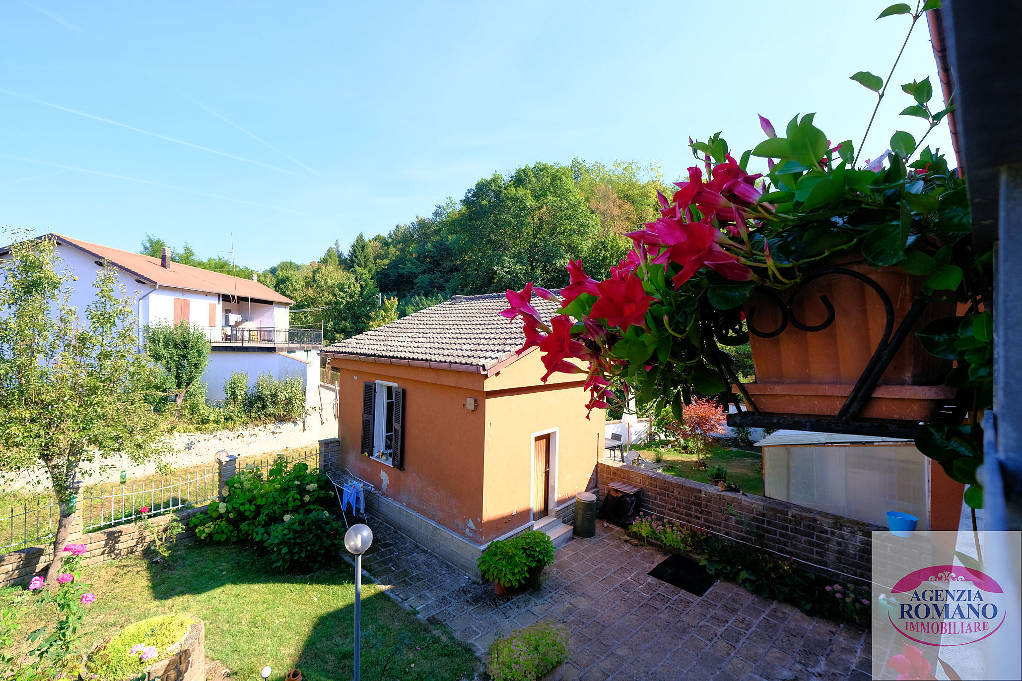 Villetta a schiera con giardino, Giusvalla cavanna