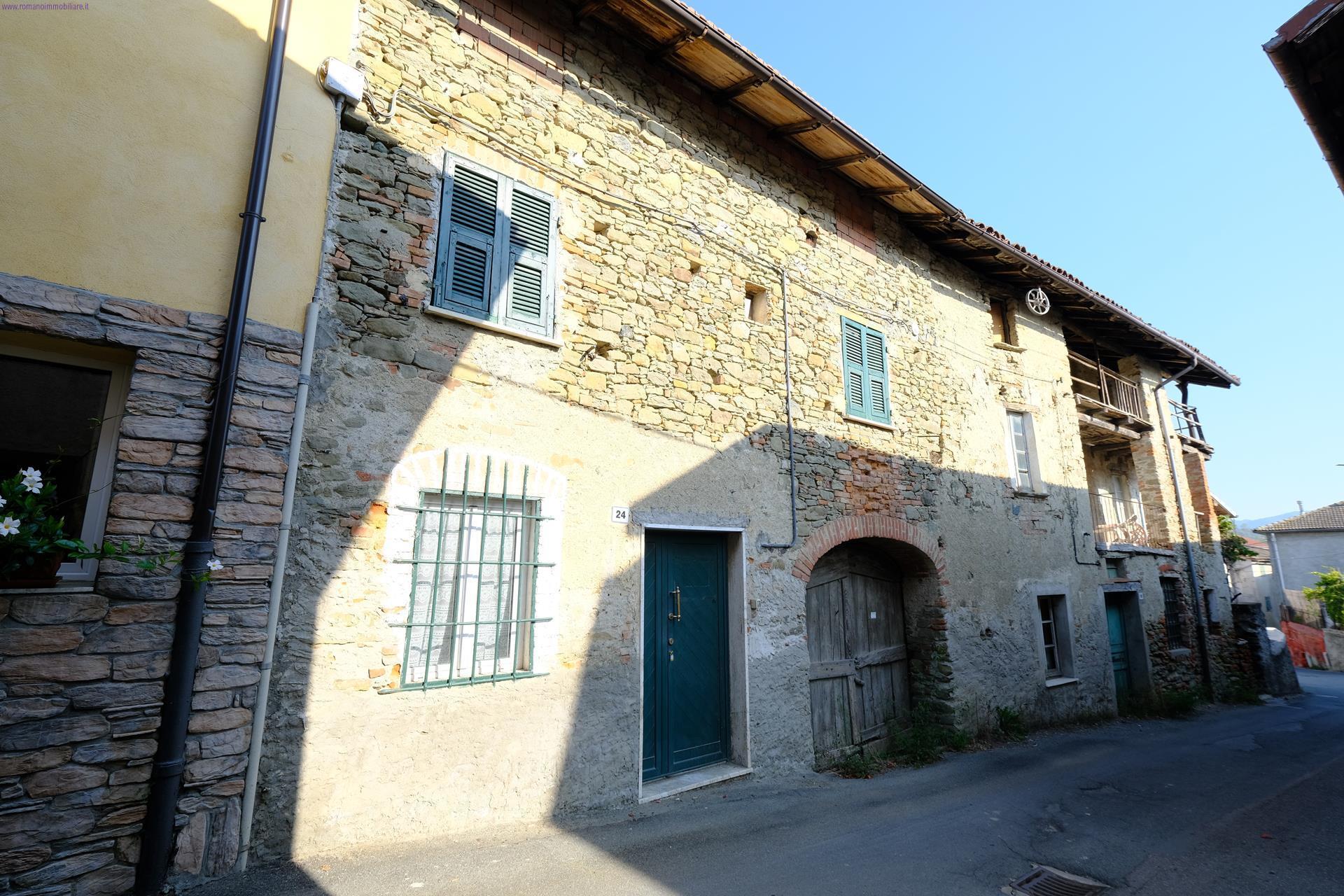 Casa indipendente da ristrutturare in via roma 24, Mioglia