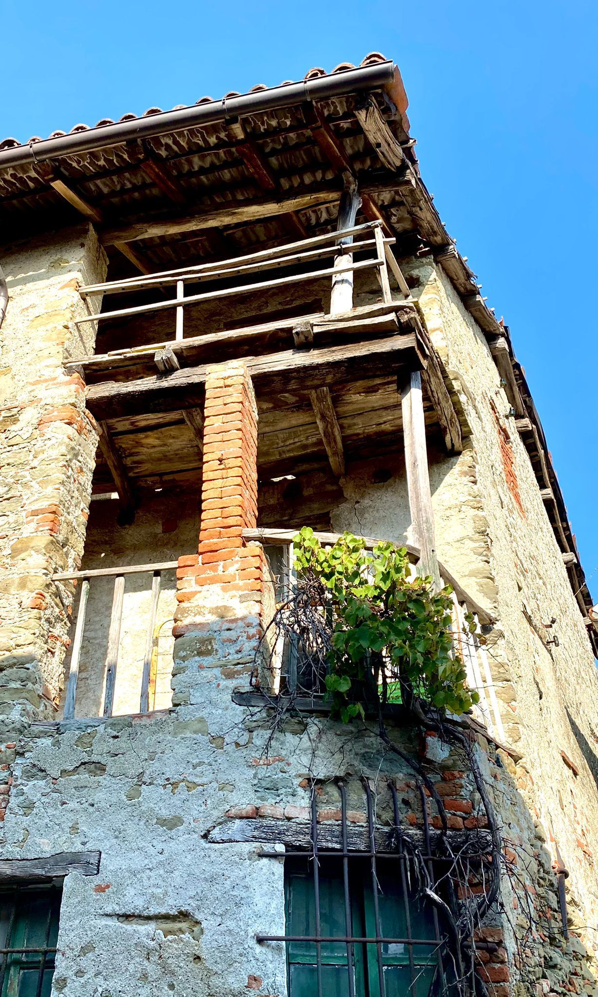 Casa indipendente da ristrutturare in via roma 24, Mioglia