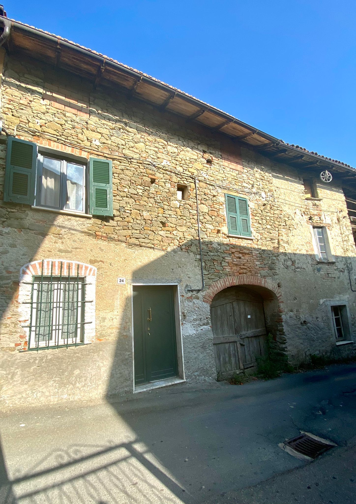 Casa indipendente da ristrutturare in via roma 24, Mioglia