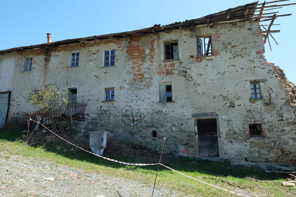 Casa indipendente in vendita in sbernera, Mioglia