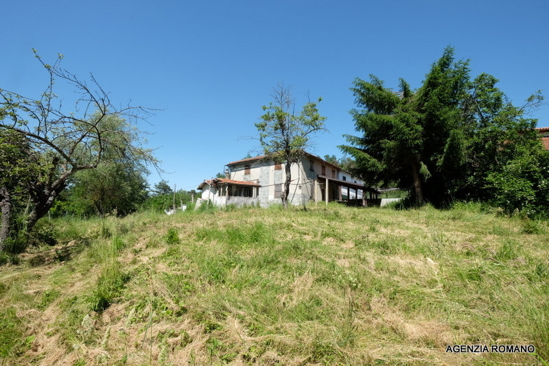 Casa indipendente con giardino a Pareto