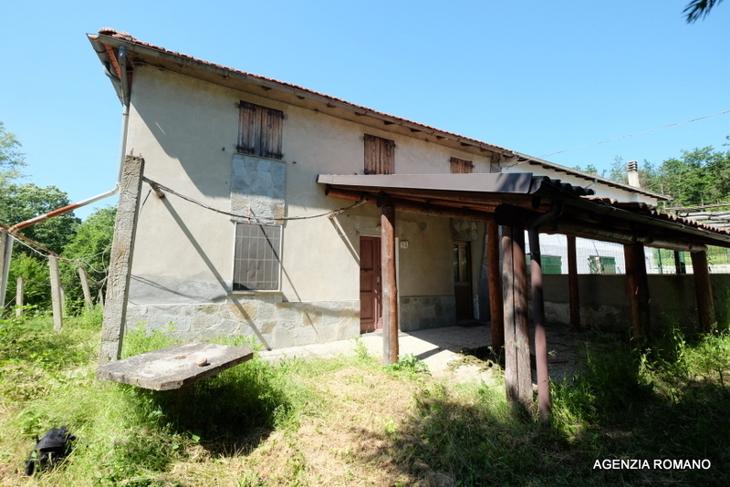 Casa indipendente con giardino a Pareto