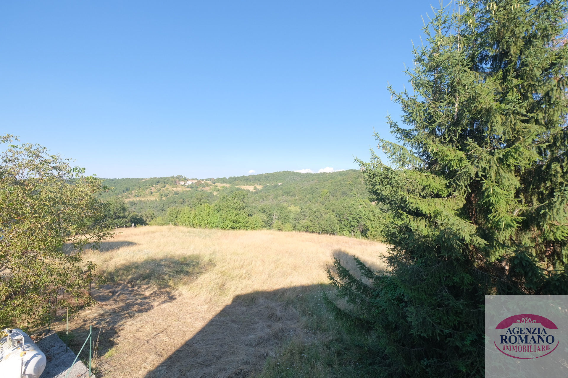 Villa con terrazzi a Ponzone