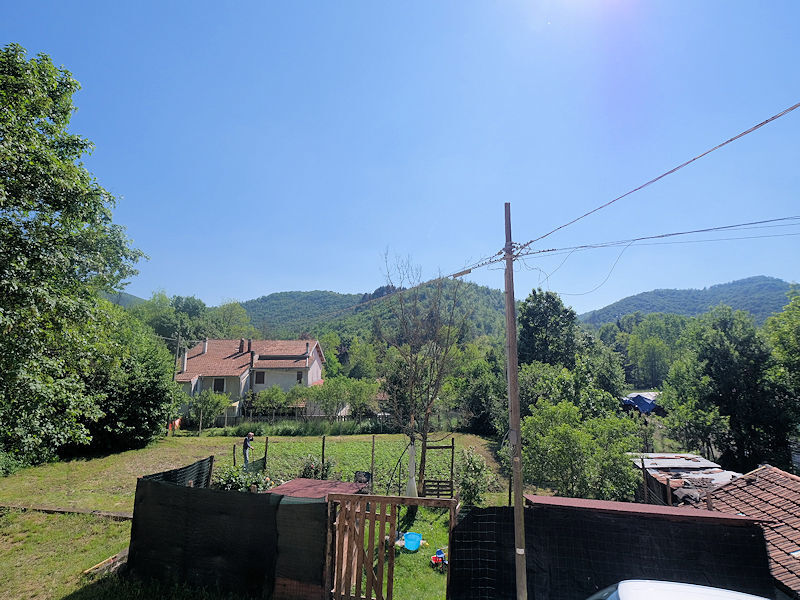 Casa indipendente con giardino a Pontinvrea