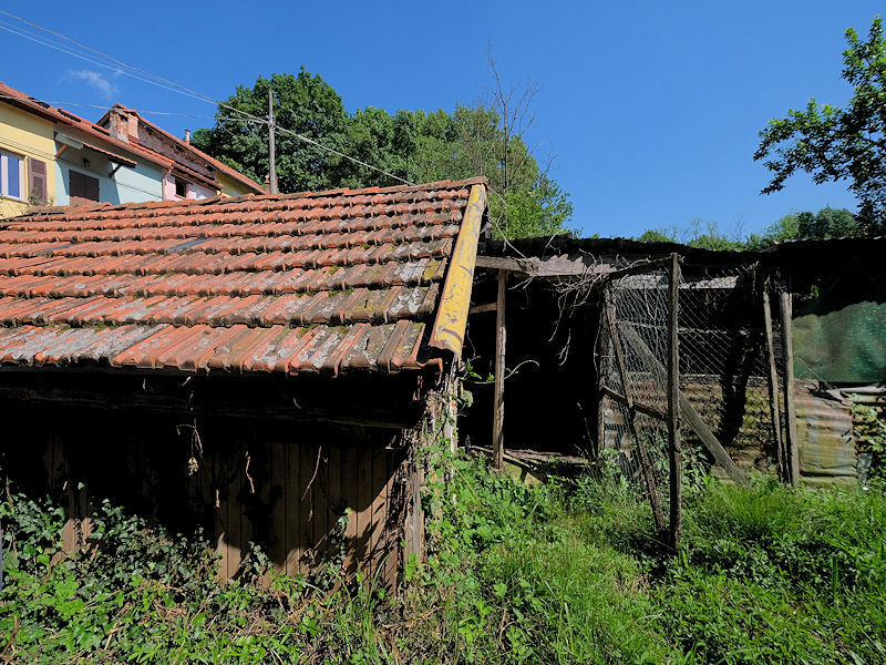Casa indipendente con giardino a Pontinvrea