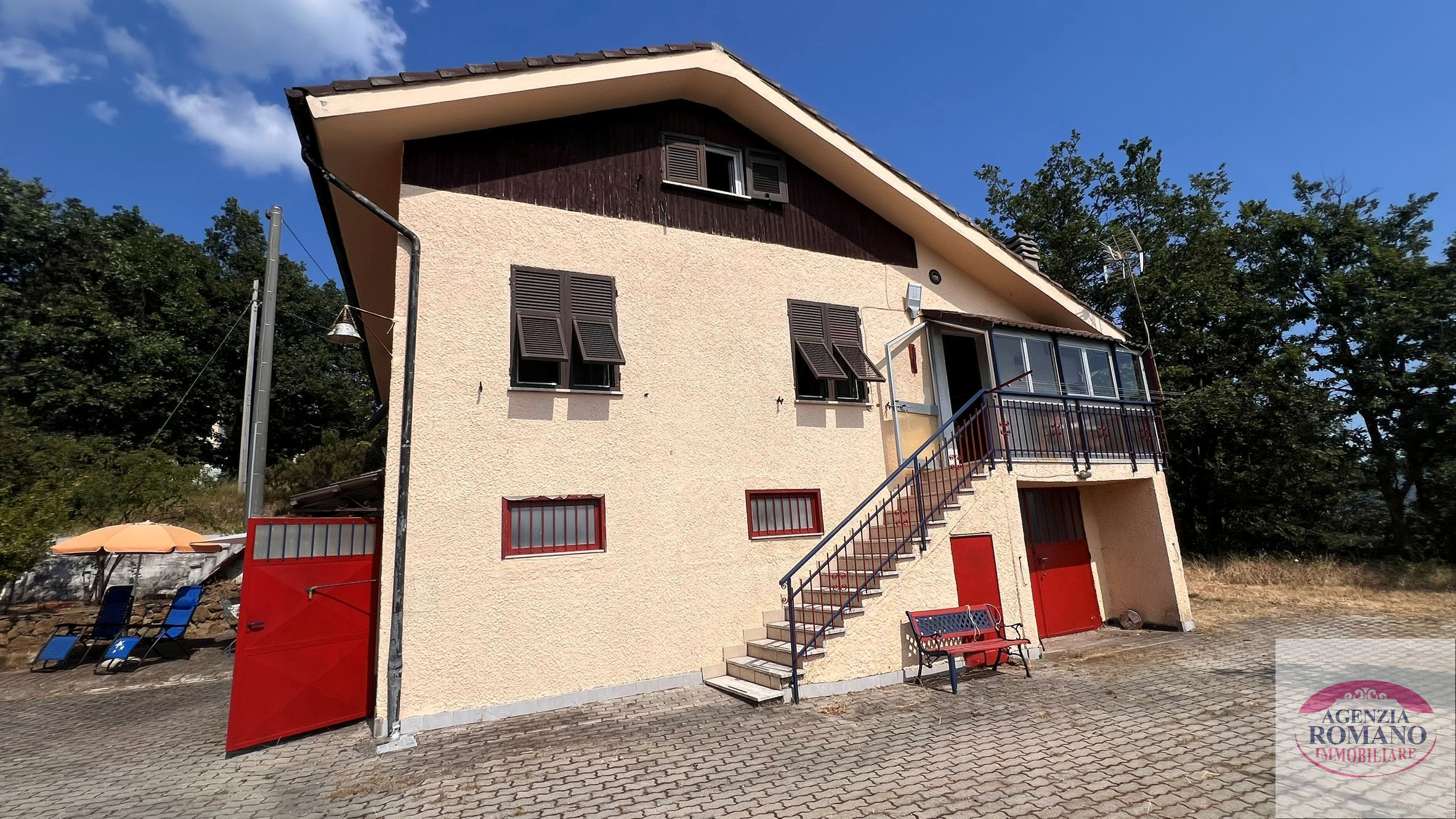 Villa con giardino in strada coda 248, Ponzone