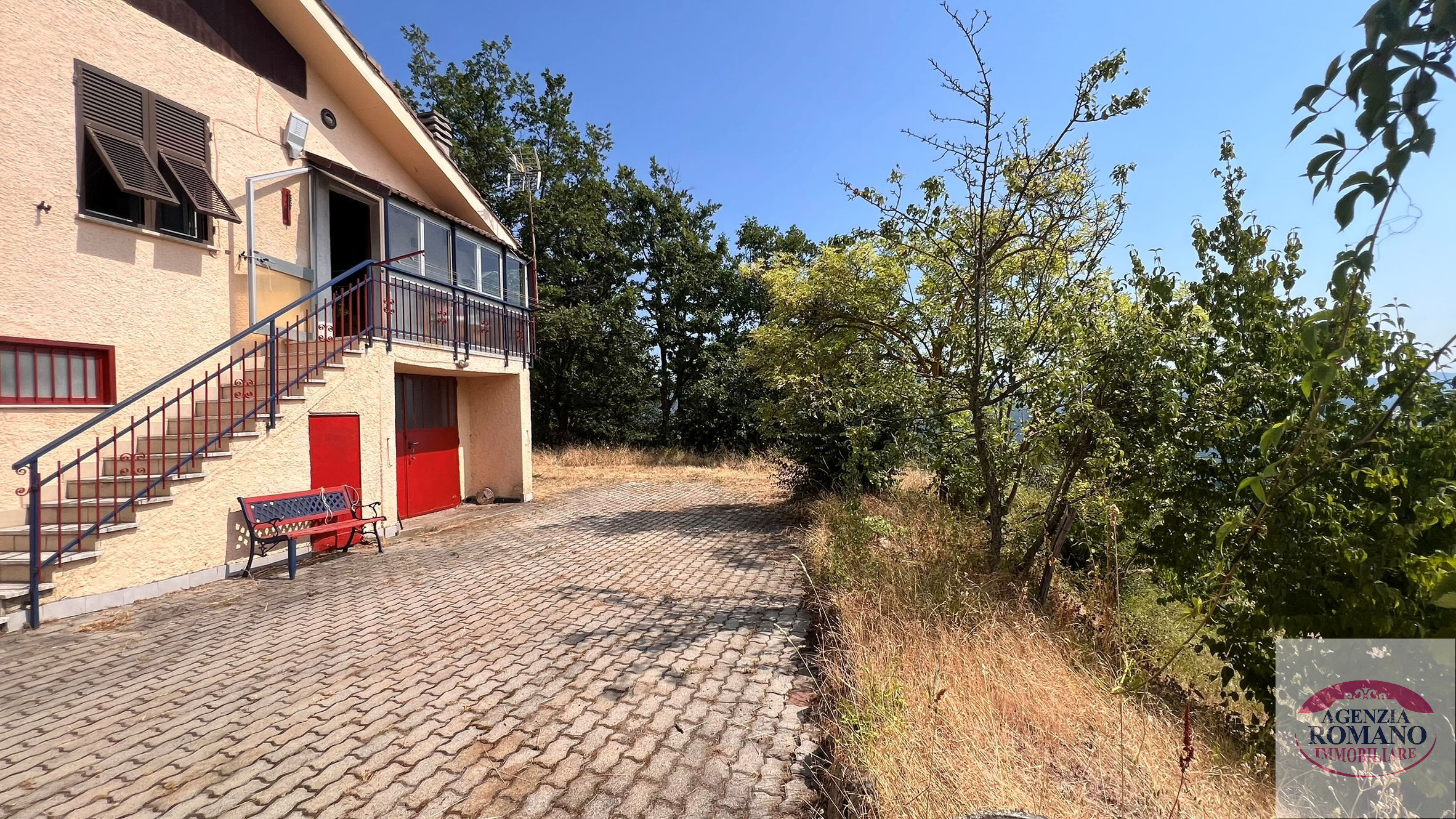 Villa con giardino in strada coda 248, Ponzone