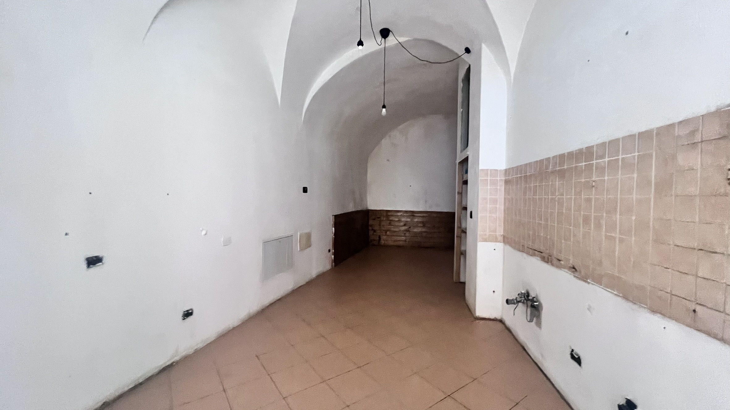 Quadrilocale da ristrutturare in via forni 13, Sassello