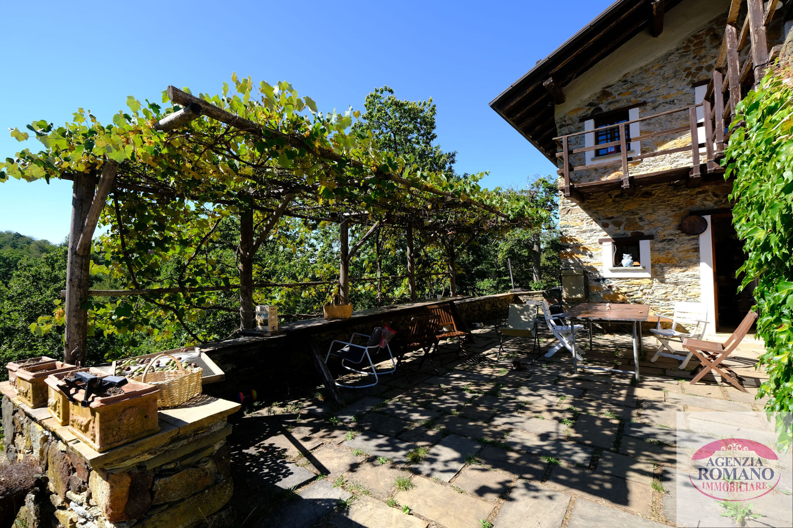 Rustico con giardino in localit� mulino, Sassello