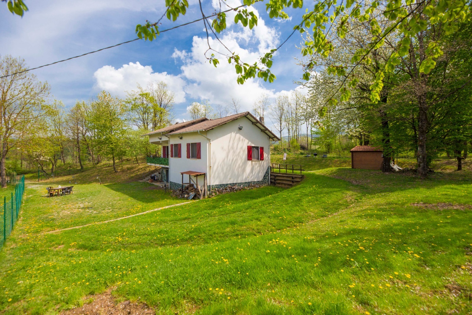Villa con giardino in localit� coletto 45, Sassello