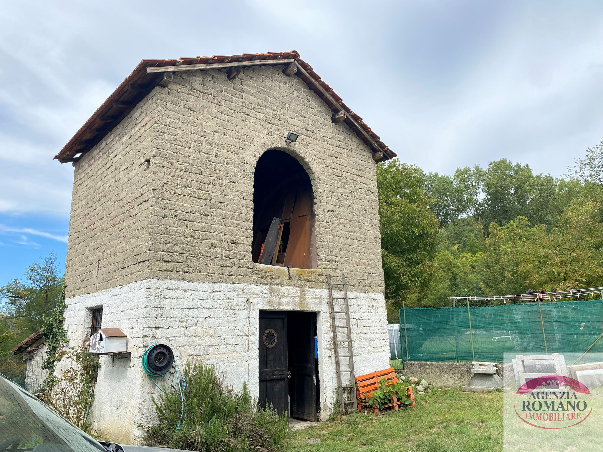 Casa indipendente con giardino in localit� piano 34, Dego